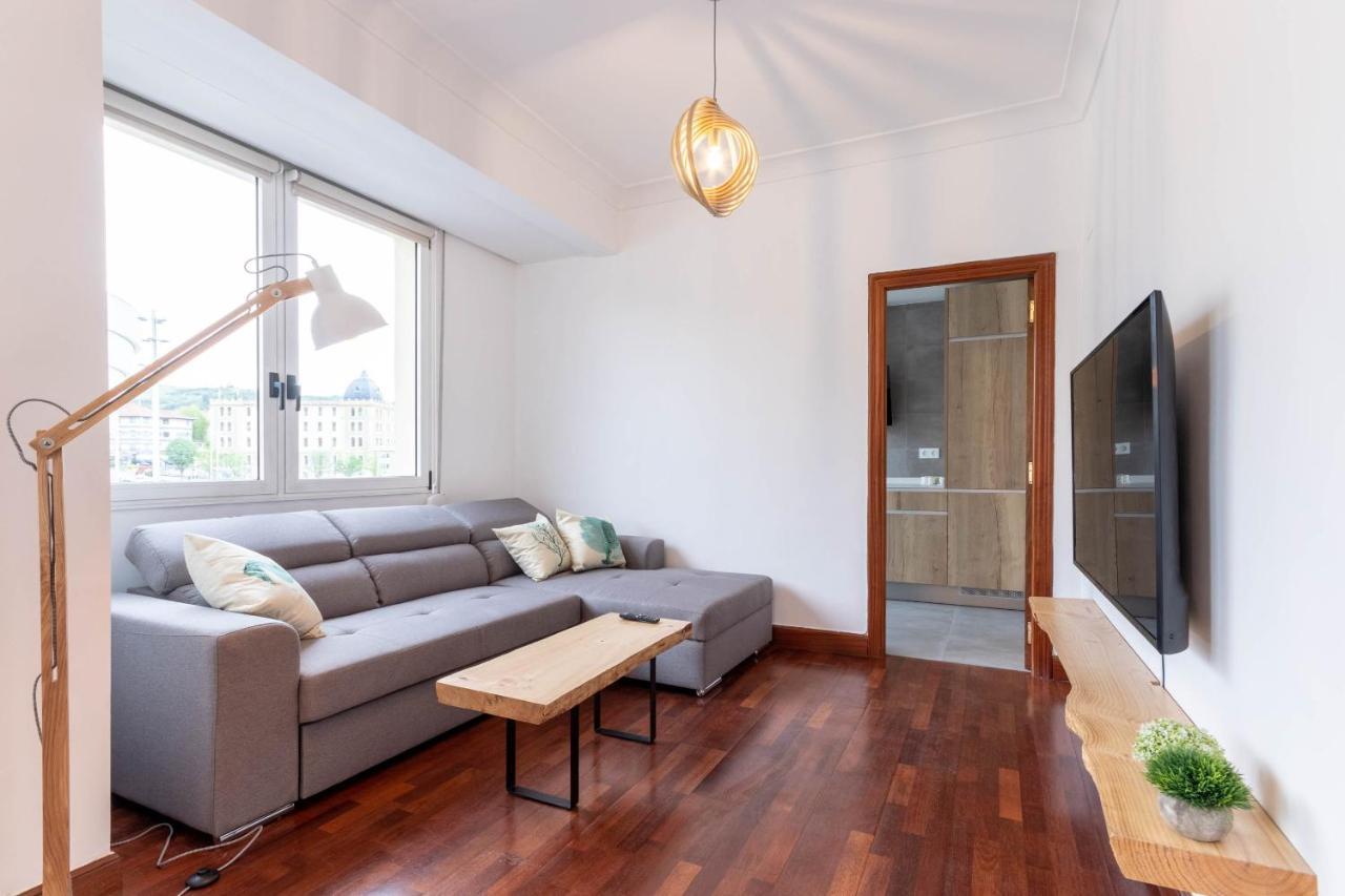 Apartamento Con Vistas Al Estadio San Mames Μπιλμπάο Εξωτερικό φωτογραφία