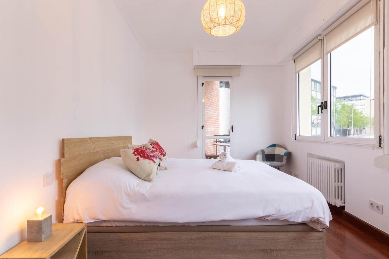 Apartamento Con Vistas Al Estadio San Mames Μπιλμπάο Εξωτερικό φωτογραφία